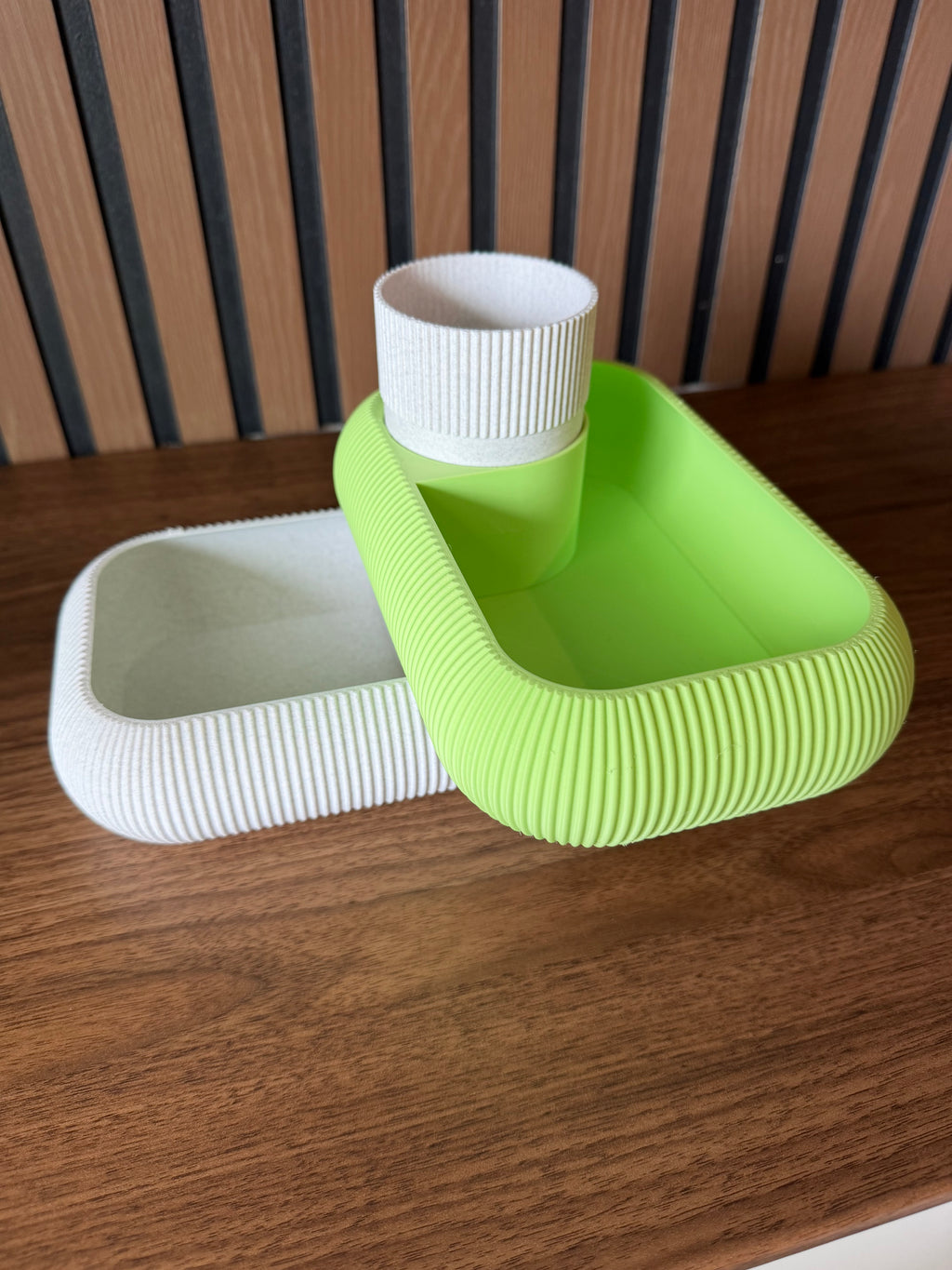 Double organizer